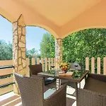 Verica Villa *