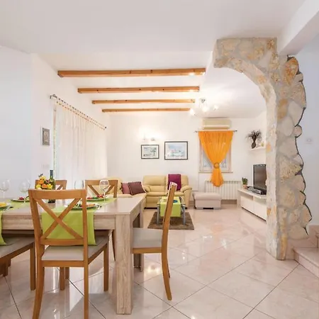 Villa Verica