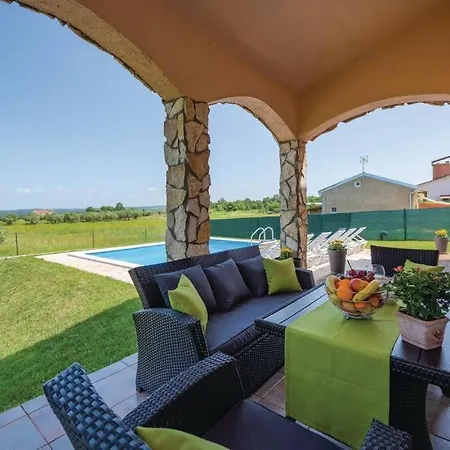 Verica Villa Nova Vas (Porec)