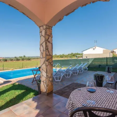 Verica Villa Nova Vas (Porec)